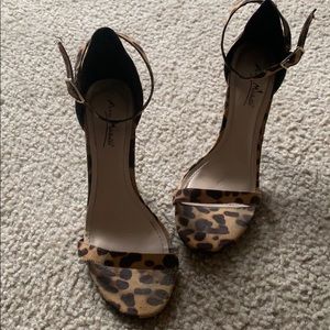 Cheetah heel